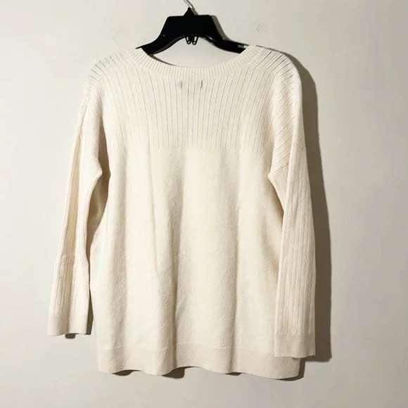 Hatch Scoop Neck Maternity Sweater in White/Cream - Picture 6 of 6